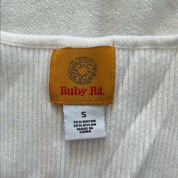 Ruby Rd. White Beaded Ribbed Tank Top - Picture 3 of 5